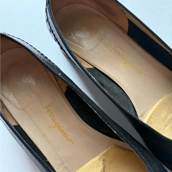 Salvatore Ferragamo Classic Black Women's Block Kitten Heels - Picture 2 of 7